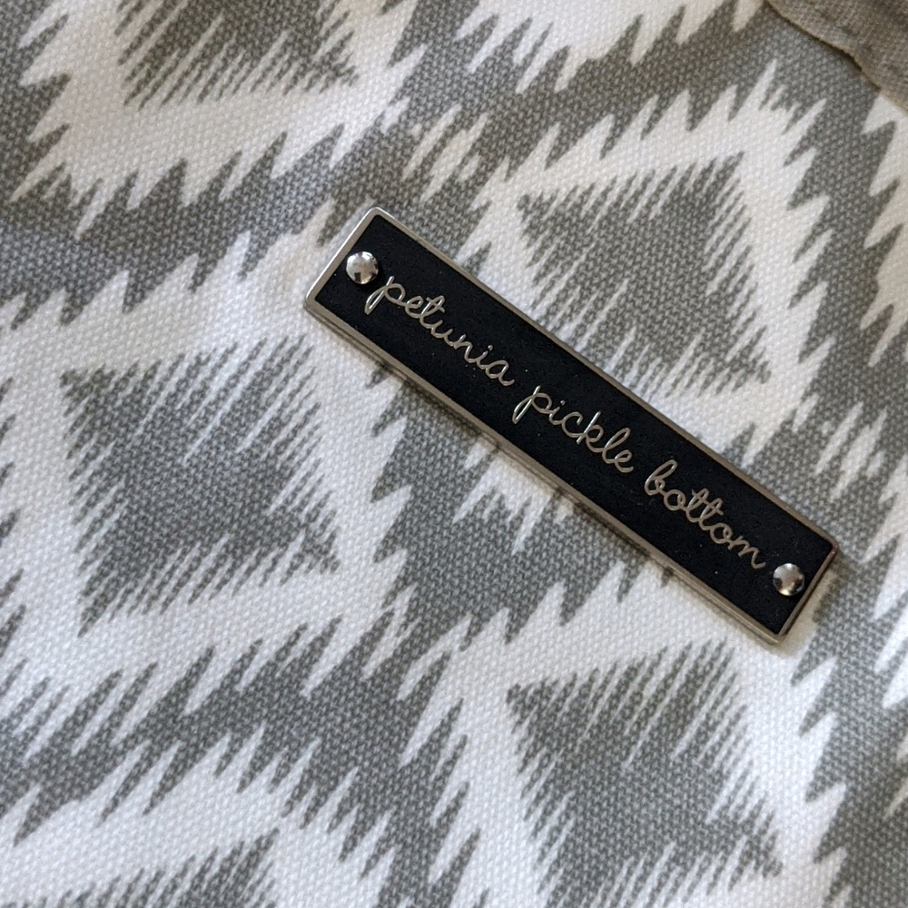Large tote